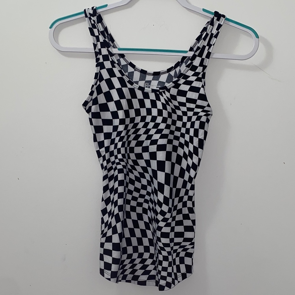 No Boundaries Optical Illusion Checkered Tank Top